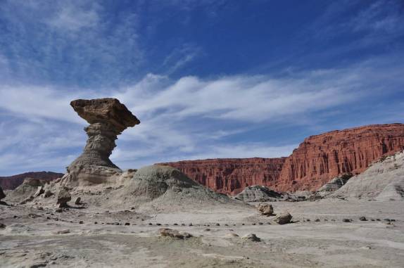 O 'Cogumelo', formação rochosa no Parque Provincial Ischigualasto, na Argentina